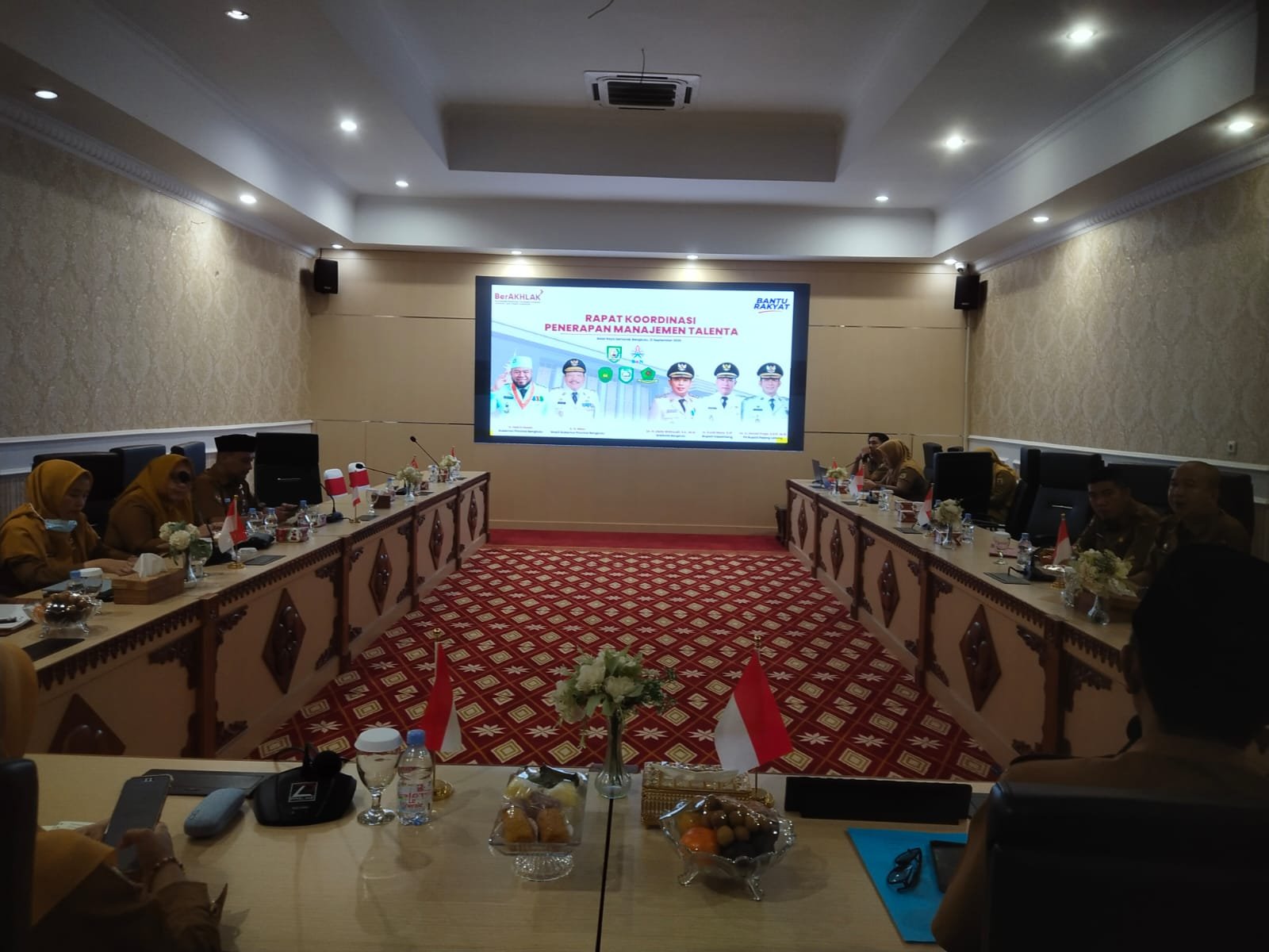 rapat bkd
